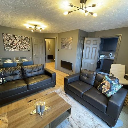 No24 - 2-Bed Boutique Apartment - Hosted By Hutch Lifestyle Royal Royal Leamington Spa Exterior foto