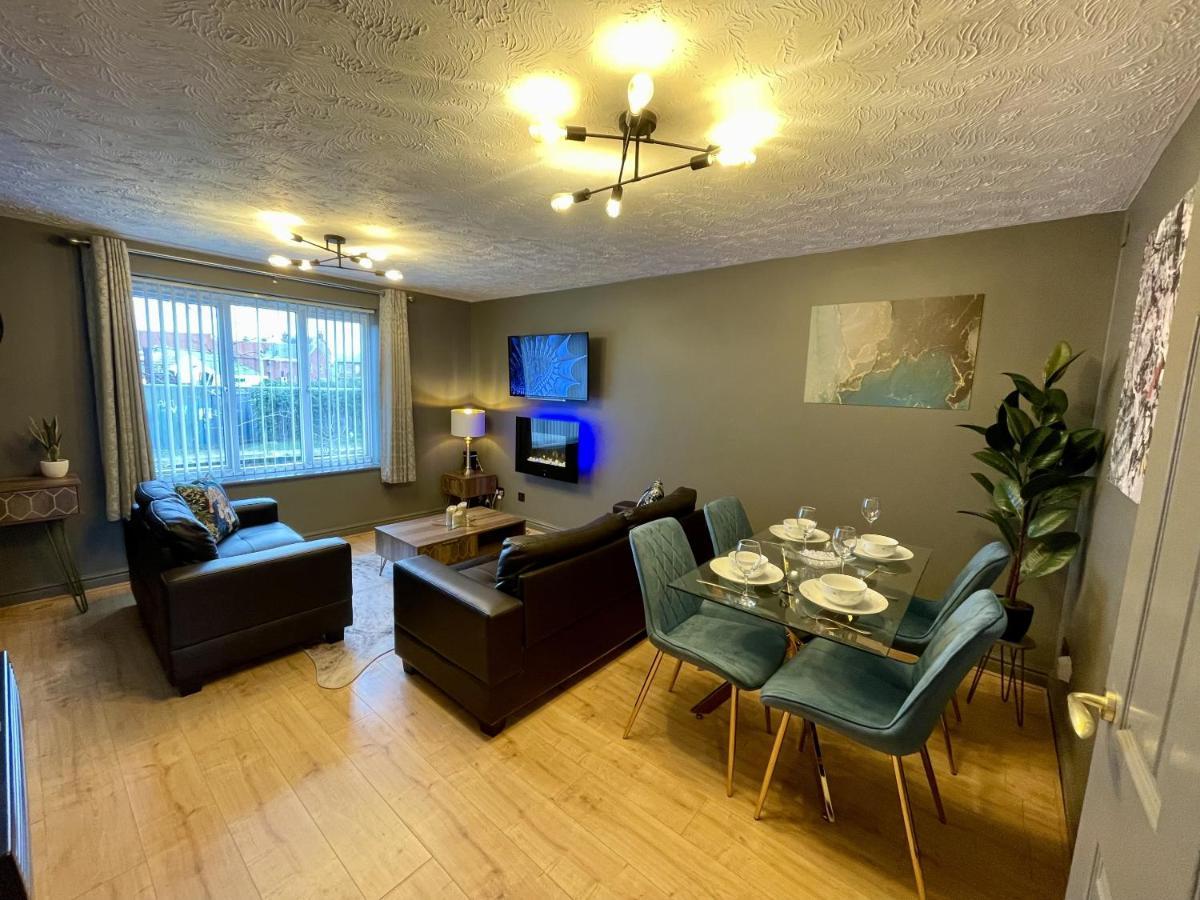 No24 - 2-Bed Boutique Apartment - Hosted By Hutch Lifestyle Royal Royal Leamington Spa Exterior foto