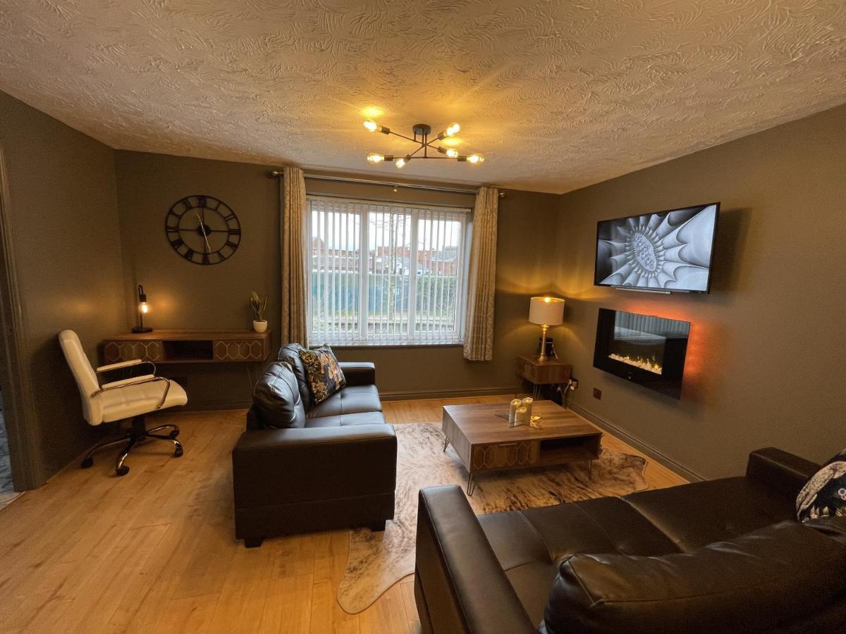 No24 - 2-Bed Boutique Apartment - Hosted By Hutch Lifestyle Royal Royal Leamington Spa Exterior foto