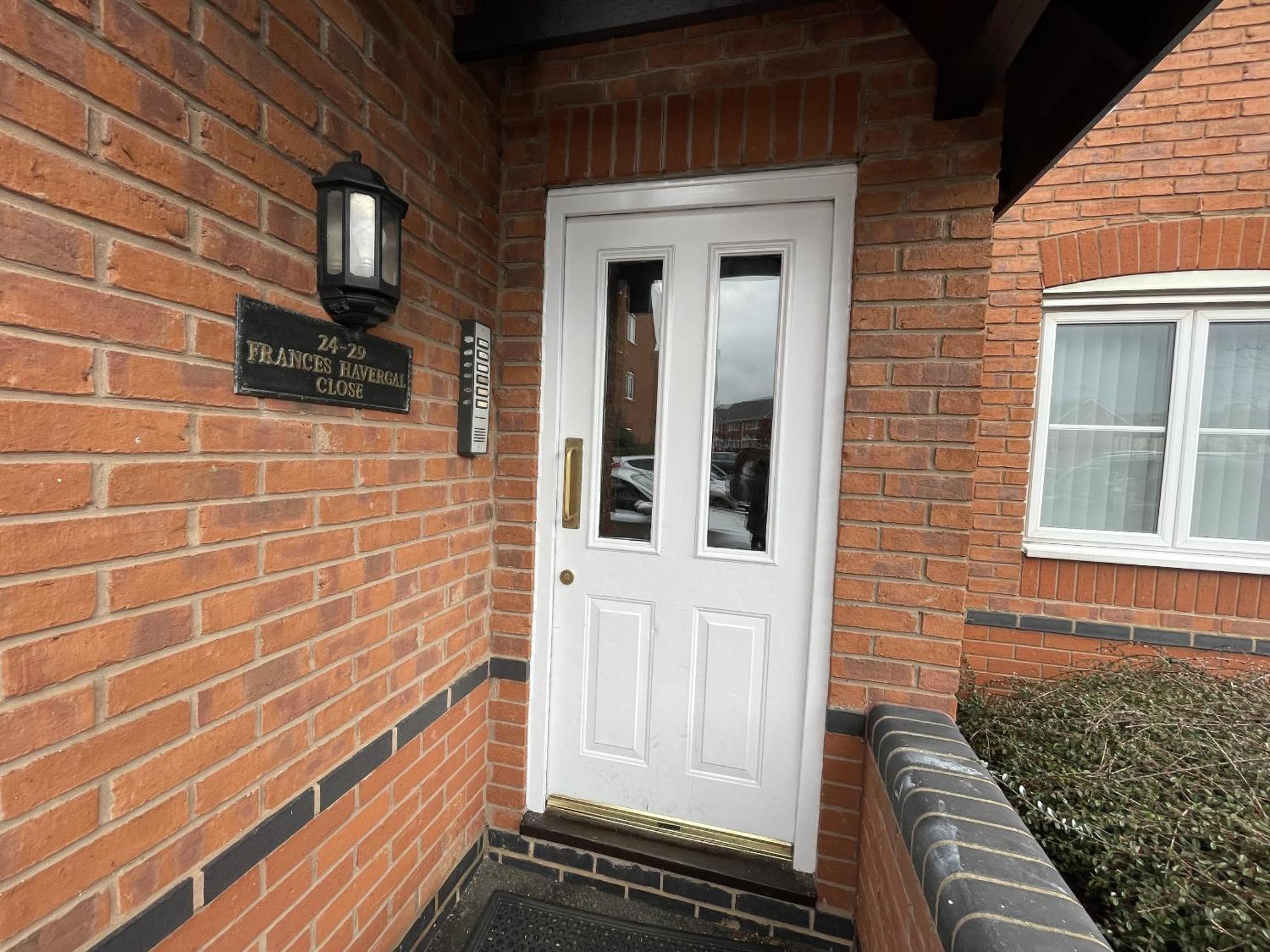 No24 - 2-Bed Boutique Apartment - Hosted By Hutch Lifestyle Royal Royal Leamington Spa Exterior foto